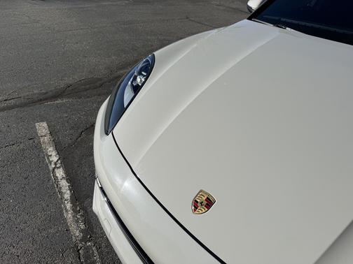 Gray 2020 Porsche Cayenne Cayenne