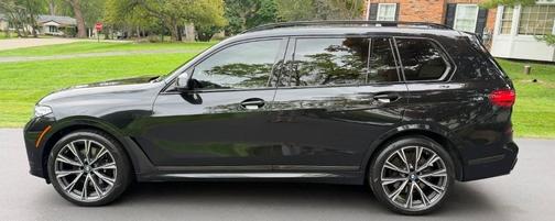 Black 2021 BMW X7 M50i