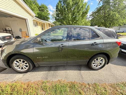 Gray 2019 Chevrolet Equinox LS
