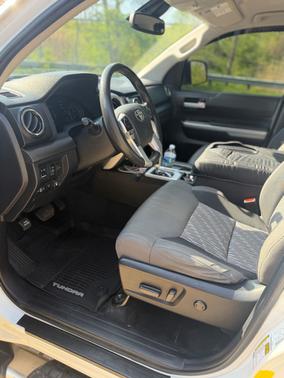 White 2020 Toyota Tundra SR5