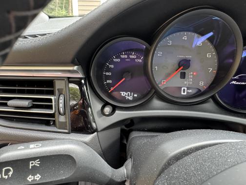 2021 Porsche Macan S