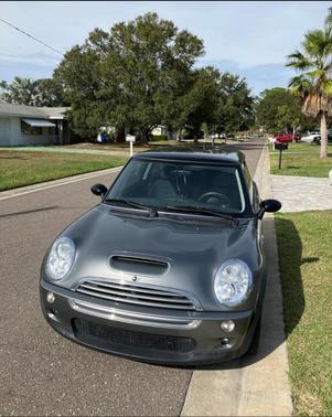 Gray 2002 MINI Cooper S Base