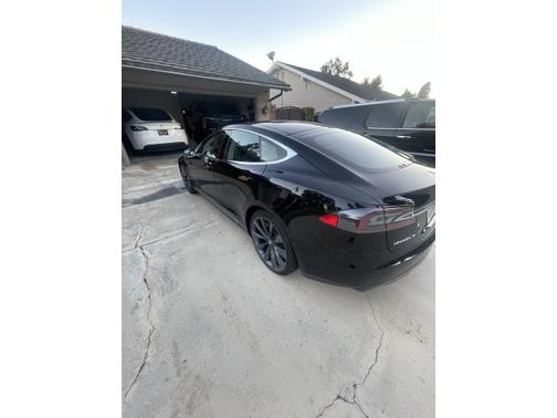 2014 Tesla Model S 85