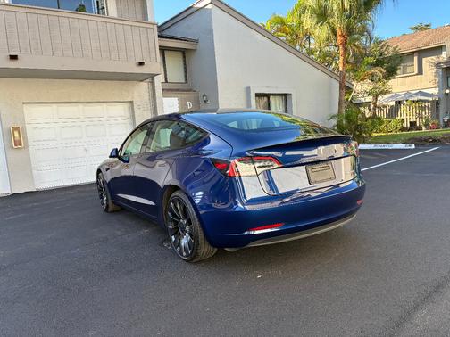 2023 Tesla Model 3 Performance