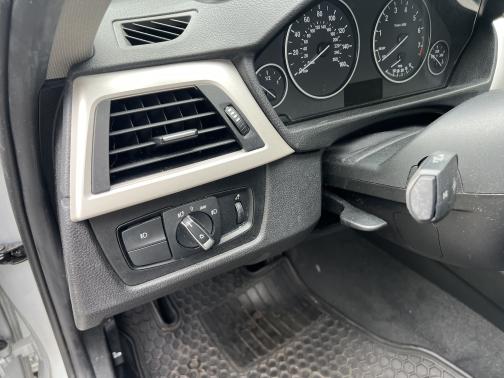 2017 BMW 320 i xDrive