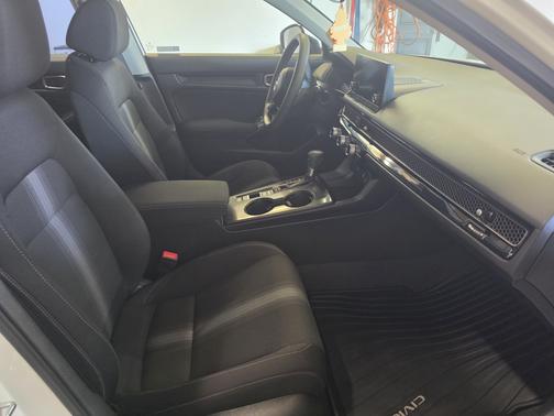 White 2024 Honda Civic LX