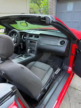 Red 2014 Ford Mustang V6