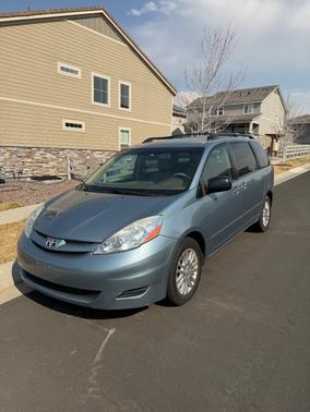 2008 Toyota Sienna LE