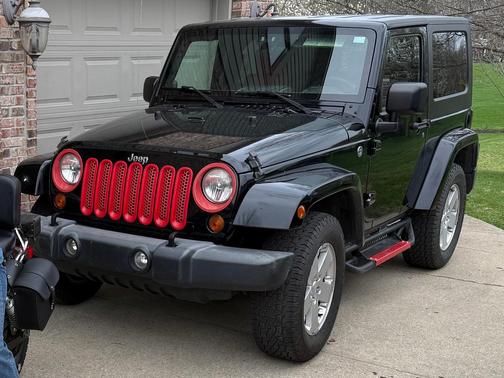 Black 2007 Jeep Wrangler Sahara