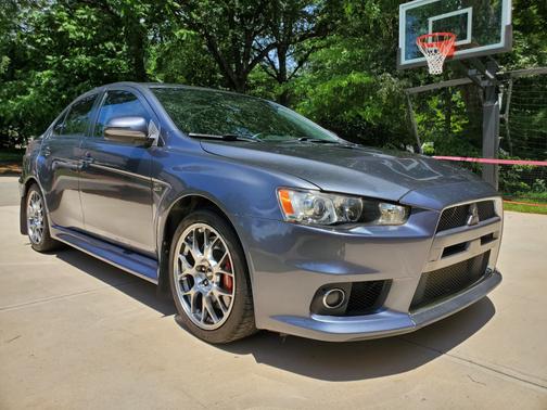 2010 Mitsubishi Lancer Evolution MR Touring