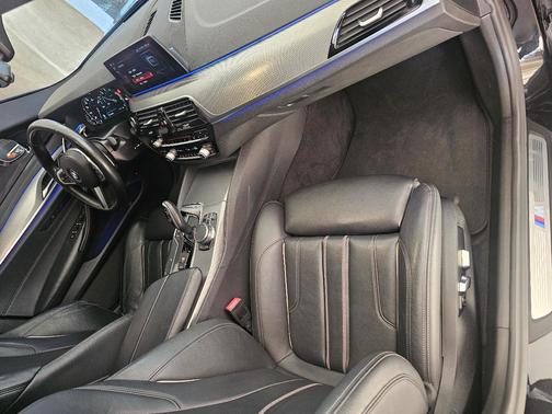 Black 2019 BMW 530 i