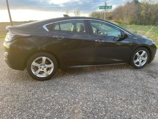 Black 2017 Chevrolet Volt LT