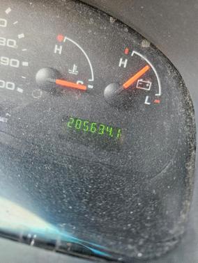 White 2008 Ford E150 Base