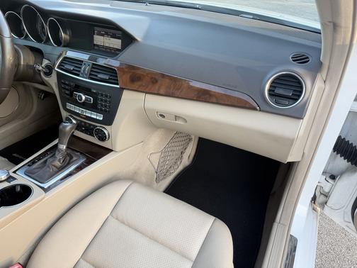 White 2014 Mercedes-Benz C-Class C 250 Luxury