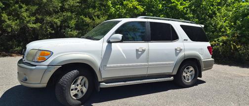 White 2003 Toyota Sequoia SR5