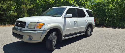 White 2003 Toyota Sequoia SR5