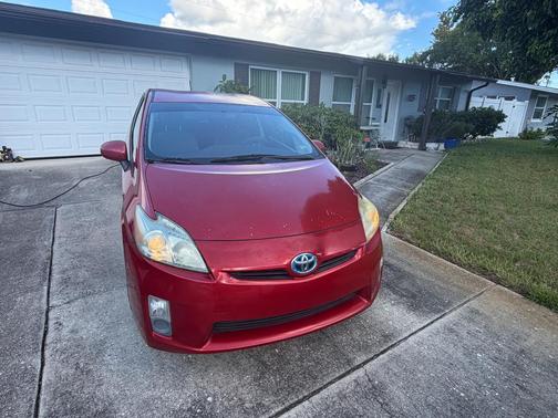 Red 2010 Toyota Prius III