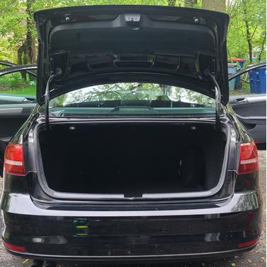 Black 2017 Volkswagen Jetta 1.4T S