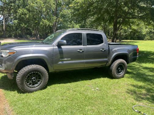 2016 Toyota Tacoma SR5