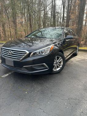 2016 Hyundai SONATA SE