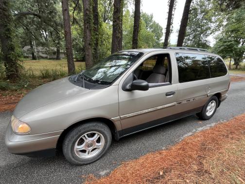 1995 Ford Windstar GL