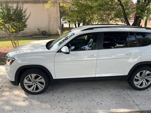 2022 Volkswagen Atlas 3.6L SE w/Technology