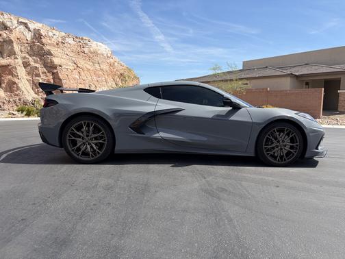 2025 Chevrolet Corvette Stingray w/2LT