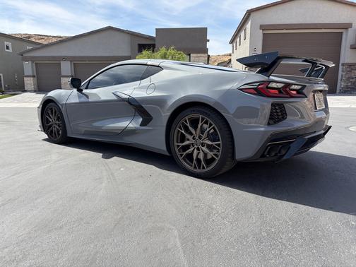 2025 Chevrolet Corvette Stingray w/2LT