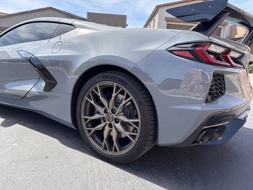 2025 Chevrolet Corvette Stingray w/2LT