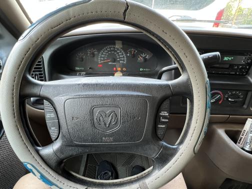 2003 Dodge Ram Van 1500