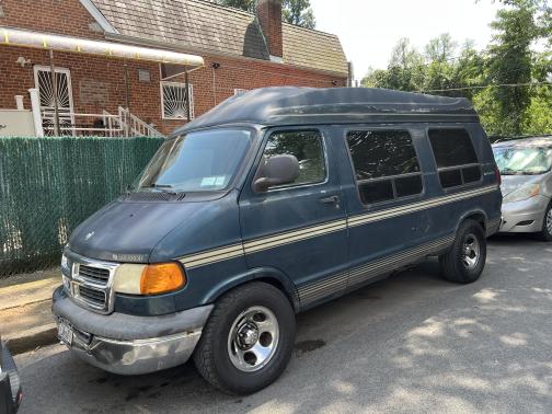 2003 Dodge Ram Van 1500