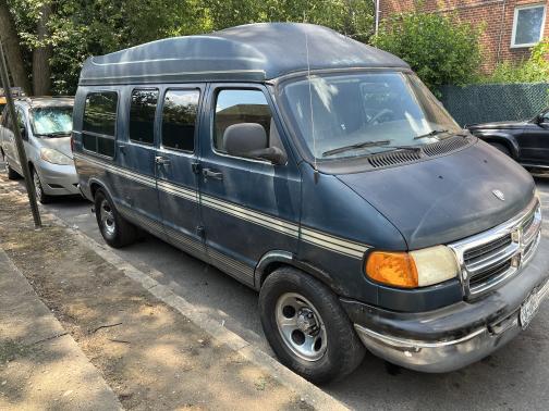 2003 Dodge Ram Van 1500