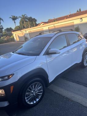 2020 Hyundai KONA SEL Plus