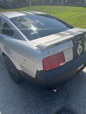 2006 Ford Mustang Base