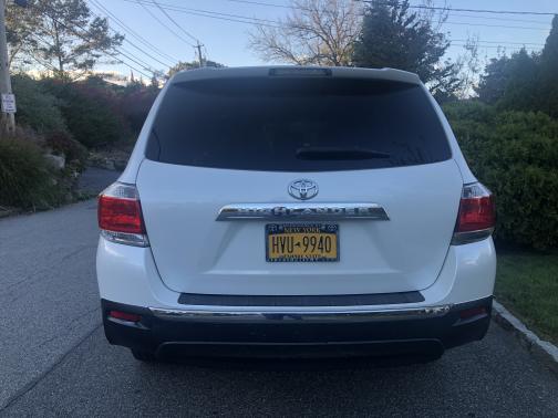 2013 Toyota Highlander Base