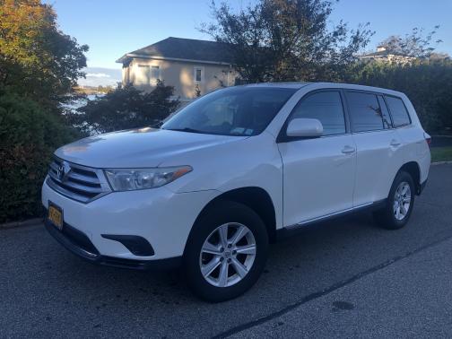 2013 Toyota Highlander Base