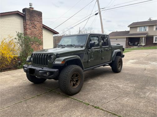 2021 Jeep Gladiator Freedom