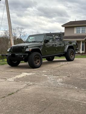 2021 Jeep Gladiator Freedom