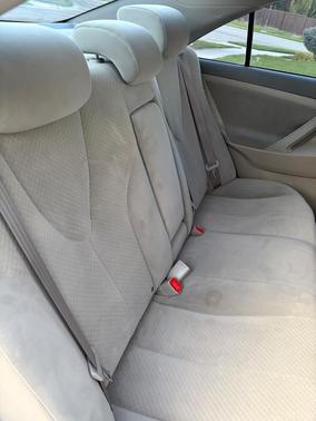 Gray 2009 Toyota Camry XLE
