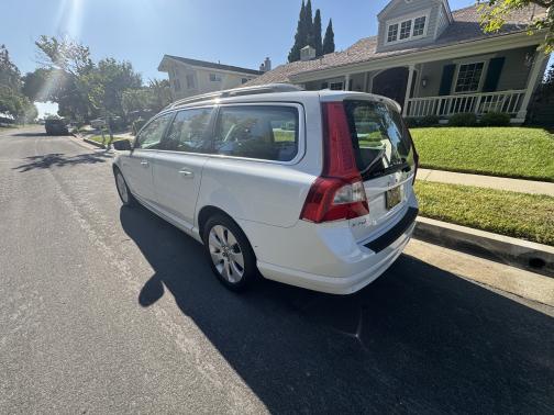 2008 Volvo V70 3.2