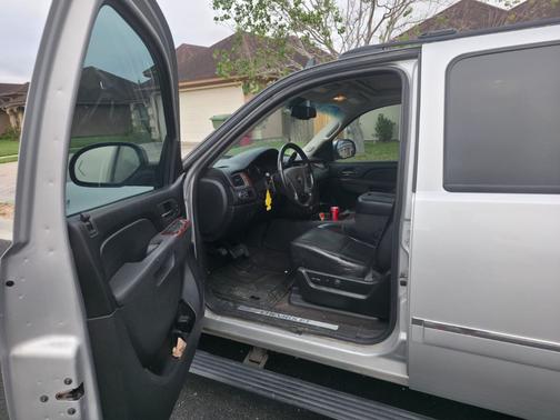 2011 Chevrolet Avalanche 1500 LTZ