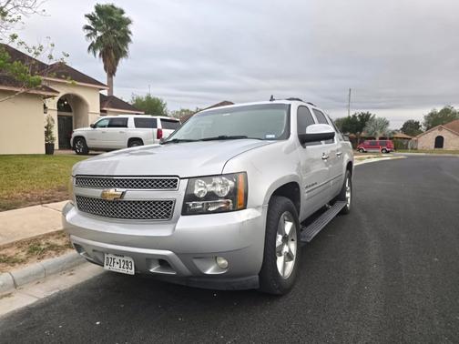 2011 Chevrolet Avalanche 1500 LTZ