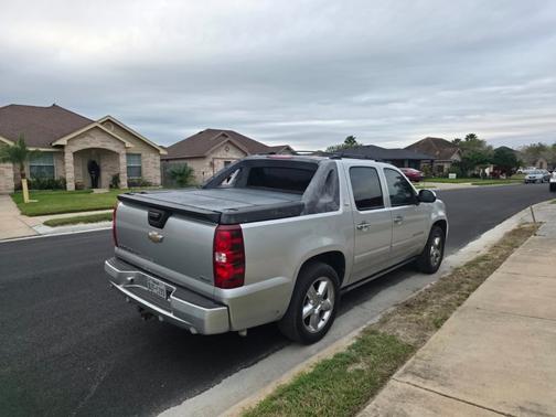 2011 Chevrolet Avalanche 1500 LTZ