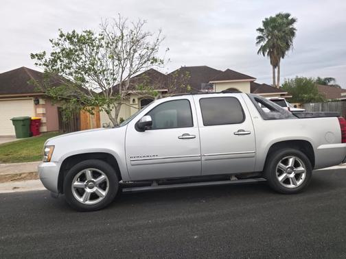 2011 Chevrolet Avalanche 1500 LTZ