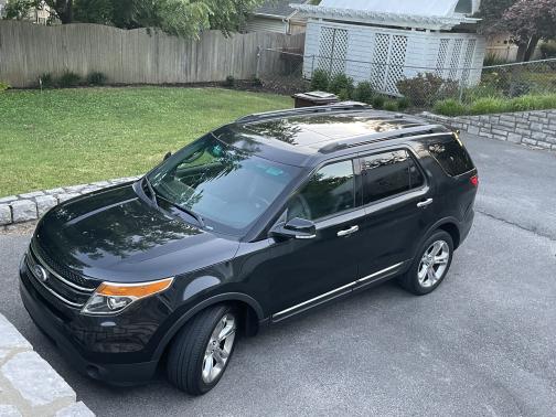 Photo 1 of 9 of 2013 Ford Explorer Limited