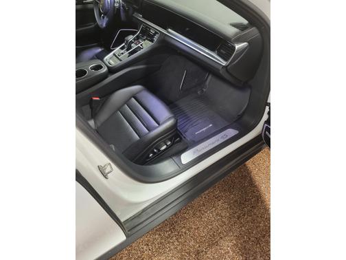 Photo 2 of 10 of 2018 Porsche Panamera Sport Turismo 4S