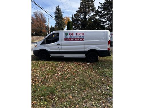 2015 Ford Transit-250 Base