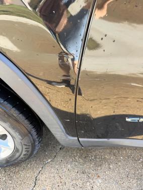Black 2017 Jeep Cherokee Latitude