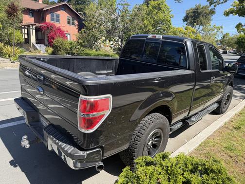 Blue 2014 Ford F-150 XLT
