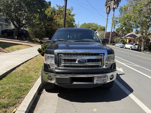 Blue 2014 Ford F-150 XLT